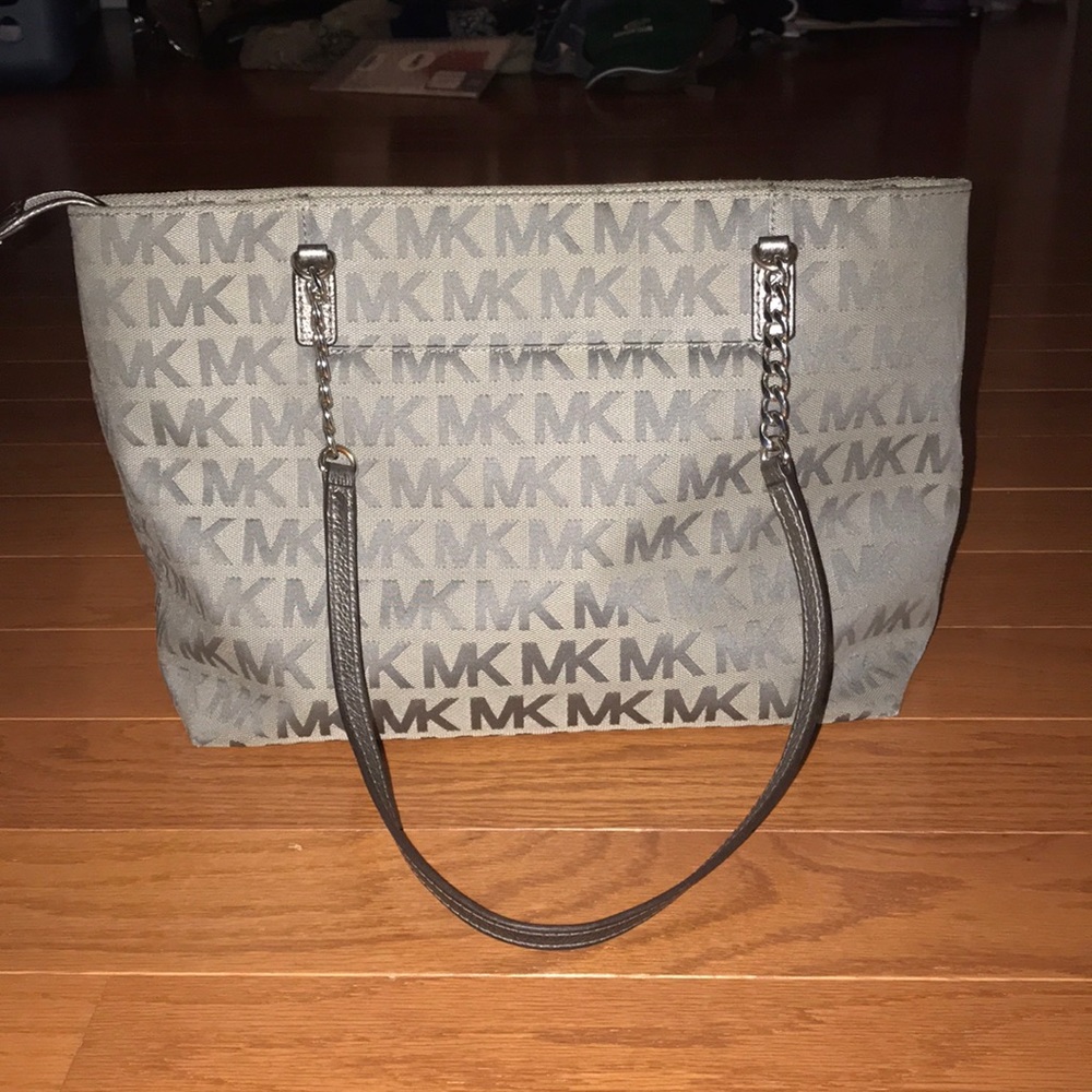 Michael Kors silver / grey purse